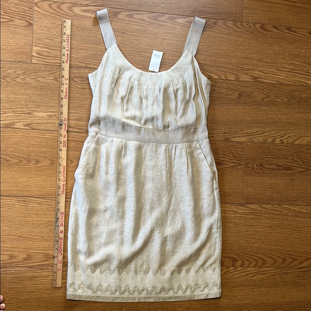 Banana Republic Beige Sleeveless Dress Rayon Linen Embroidery